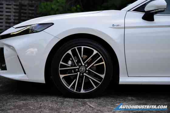 Toyota Camry Toyota Camry image