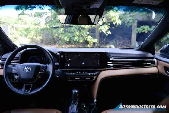 Toyota Camry Toyota Camry image