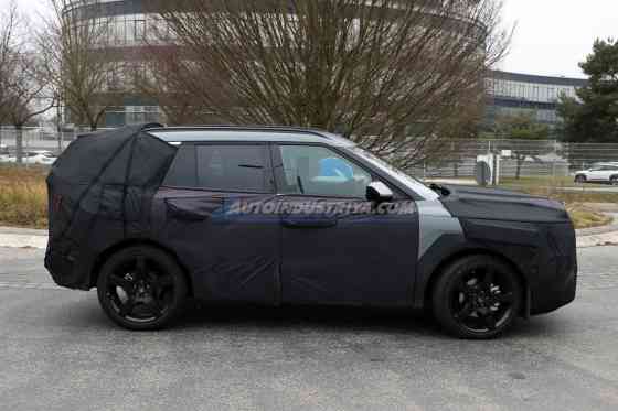 SPIED: All-new Hyundai Tucson spotted with Kona-like design SPIED: All-new Hyundai Tucson spotted with Kona-like design image