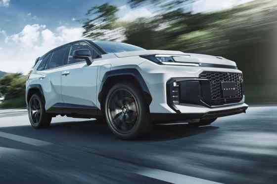 Toyota RAV4 PHEV Japan Toyota RAV4 PHEV Japan image