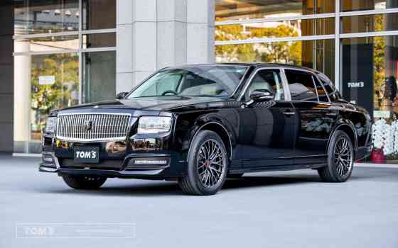 TOM’S turns the Toyota Century into a VIP-Tuner masterpiece TOM’S turns the Toyota Century into a VIP-Tuner masterpiece image