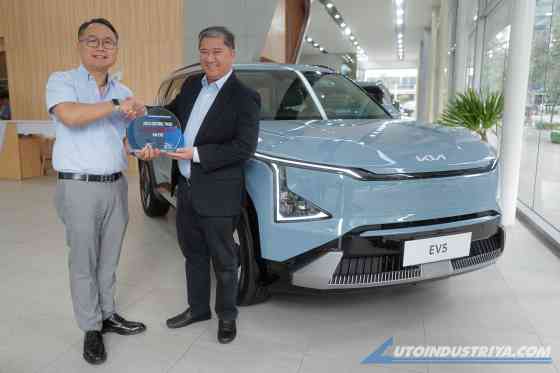 Test drive Kia EV5 at Alabang Town Center from March 13 to 15 Test drive Kia EV5 at Alabang Town Center from March 13 to 15 image