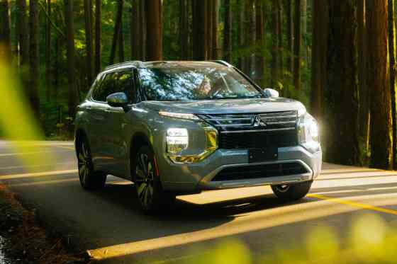 Mitsubishi PH to finally add Outlander PHEV in local lineup? Mitsubishi PH to finally add Outlander PHEV in local lineup? image