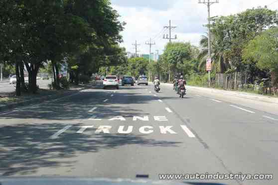 MMDA to add an extra truck lane on C-5 MMDA to add an extra truck lane on C-5 image