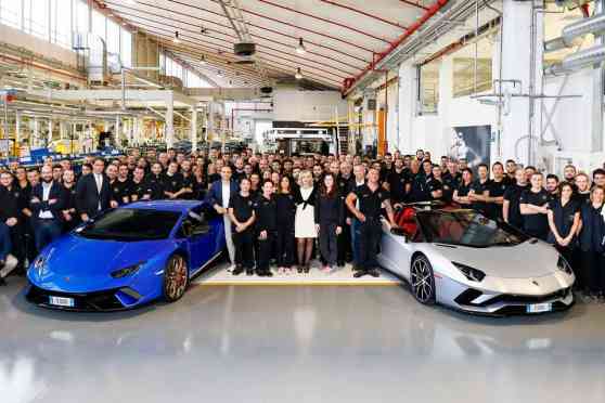 Lamborghini Aventador, Huracan hit production milestones Lamborghini Aventador, Huracan hit production milestones image