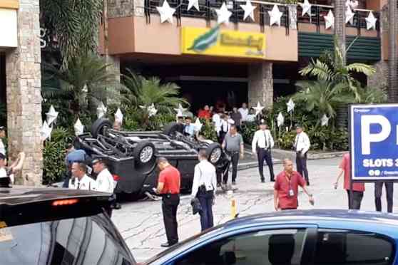 83-year-old man drives MPV off Greenhills Promenade parking building 83-year-old man drives MPV off Greenhills Promenade parking building image