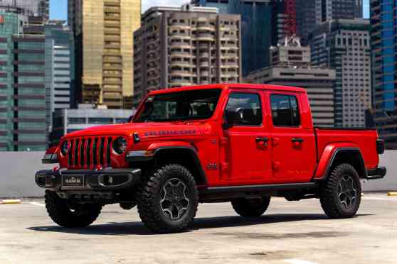 2021 Jeep Gladiator wants to conquer PH terrain, starts at PhP 3.890M 2021 Jeep Gladiator wants to conquer PH terrain, starts at PhP 3.890M image