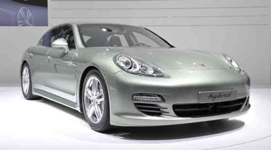 Geneva 2011: Porsche Panamera Hybrid Geneva 2011: Porsche Panamera Hybrid image