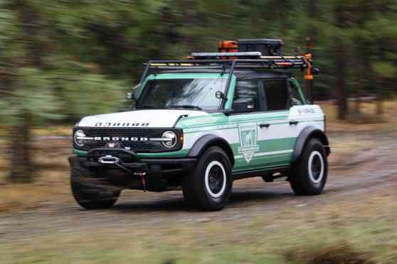 Ford transforms Bronco into a firefighting, off-road machine Ford transforms Bronco into a firefighting, off-road machine image