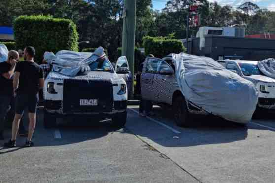 2022 Ford Ranger caught taking a break from testing 2022 Ford Ranger caught taking a break from testing image