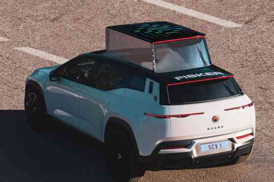 Pope Francis to get new electric car from Fisker Pope Francis to get new electric car from Fisker image