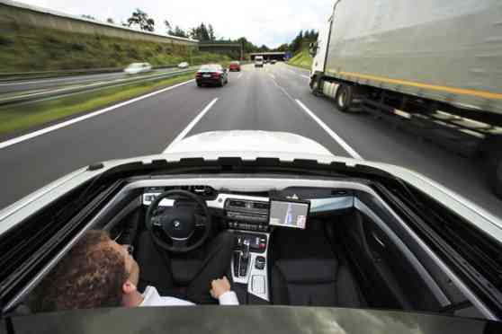 BMW tests new automated driving technology BMW tests new automated driving technology image