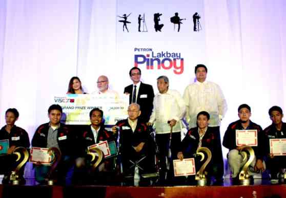Petron honors Vision Petron 2011 winners Petron honors Vision Petron 2011 winners image