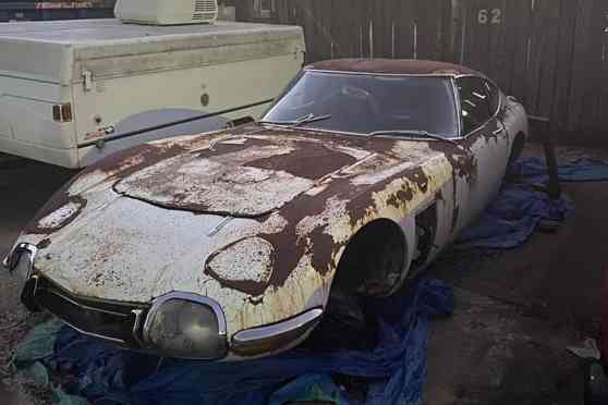 This rusting Toyota 2000GT needs a rescue This rusting Toyota 2000GT needs a rescue image