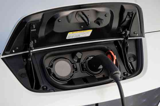 Philippine EV law won't make electric cars cheaper Philippine EV law won't make electric cars cheaper image