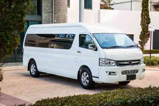 Joylong E6 is an all-electric Hiace clone from China Joylong E6 is an all-electric Hiace clone from China image