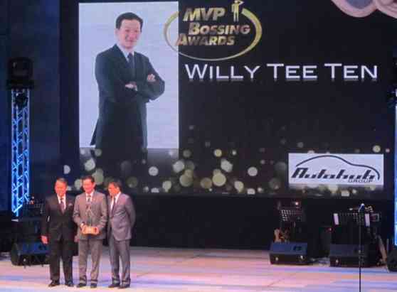 AutoHub's Tee Ten hailed as MVP Bossing Awardee 2012 AutoHub's Tee Ten hailed as MVP Bossing Awardee 2012 image