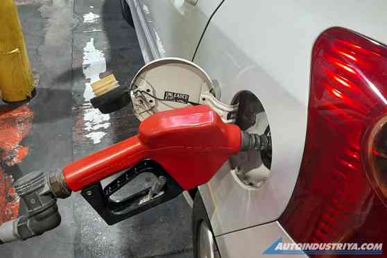 Rollback time: Gasoline drops PHP 2.60 per liter, diesel by PHP 1.55 Rollback time: Gasoline drops PHP 2.60 per liter, diesel by PHP 1.55 image