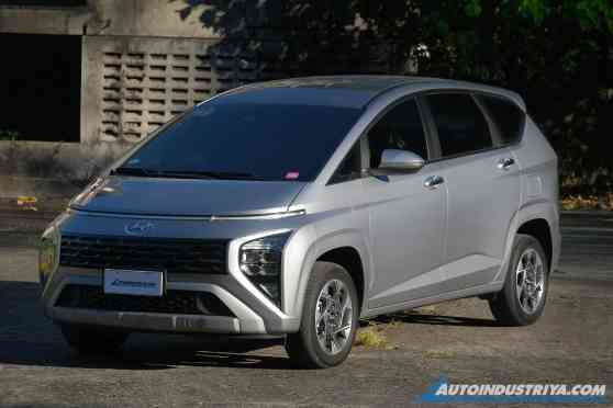 2023 Hyundai Stargazer GLS Premium IVT 2023 Hyundai Stargazer GLS Premium IVT image