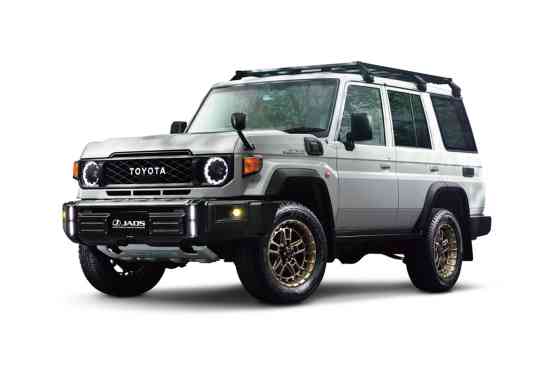 Toyota Land Cruiser 70 gets new dress up kits from Japan Toyota Land Cruiser 70 gets new dress up kits from Japan image