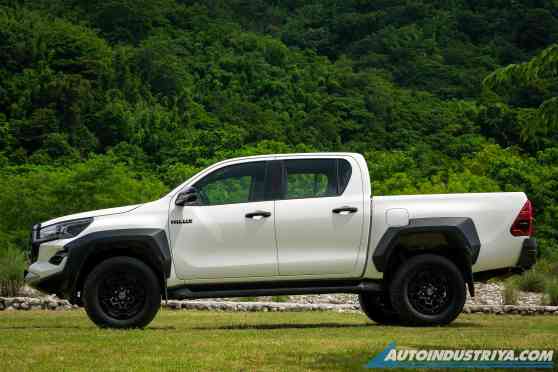 Toyota Hilux GR-S gets (temporarily) rebranded as GR Sport in PH Toyota Hilux GR-S gets (temporarily) rebranded as GR Sport in PH image