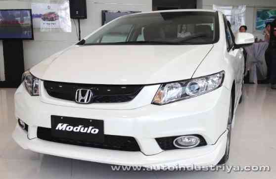 Honda Philippines launches full 2012 Civic line-up Honda Philippines launches full 2012 Civic line-up image