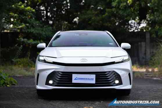 2026 Toyota Camry 2.5V HEV 2026 Toyota Camry 2.5V HEV image