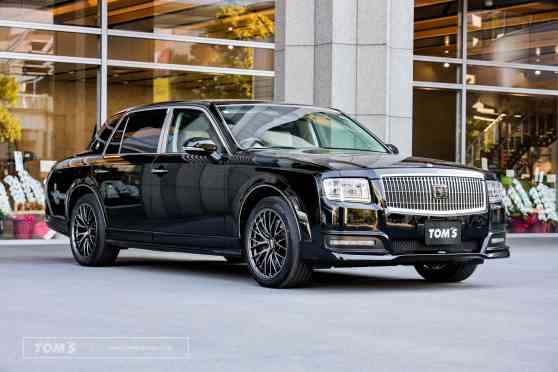 TOM’S turns the Toyota Century into a VIP-Tuner masterpiece TOM’S turns the Toyota Century into a VIP-Tuner masterpiece image