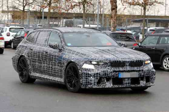 SPIED: Refreshed BMW M5 Touring spotted inside & out SPIED: Refreshed BMW M5 Touring spotted inside & out image