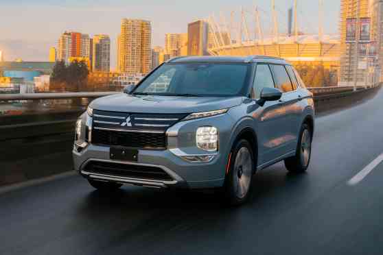 Mitsubishi PH to finally add Outlander PHEV in local lineup? Mitsubishi PH to finally add Outlander PHEV in local lineup? image