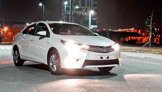 2014 Toyota Corolla Altis 1.6 V 2014 Toyota Corolla Altis 1.6 V image