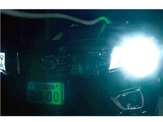 Nissan teases 2015 Frontier further with video Nissan teases 2015 Frontier further with video image