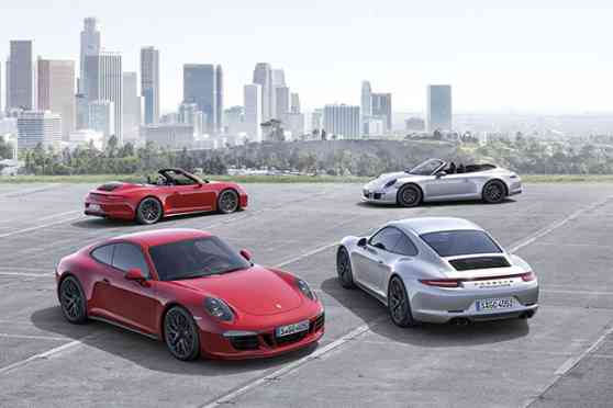 2015 Porsche 911 GTS revealed 2015 Porsche 911 GTS revealed image