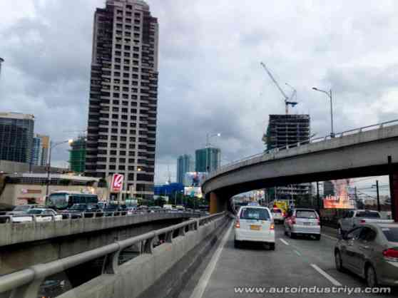 DPWH issues advisory on NAIA expressway, take alternate routes DPWH issues advisory on NAIA expressway, take alternate routes image