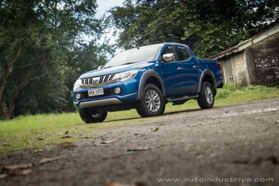 2015 Mitsubishi Strada GLS Sport V 2015 Mitsubishi Strada GLS Sport V image