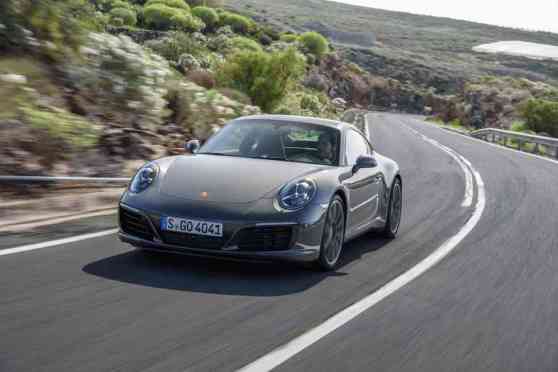 First Drive: 2016 Porsche 911 Carrera First Drive: 2016 Porsche 911 Carrera image