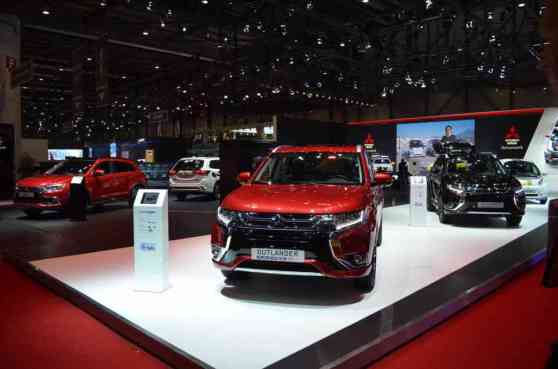 Mitsubishi Motors foresees $1.4-B annual loss after fuel scandal Mitsubishi Motors foresees $1.4-B annual loss after fuel scandal image