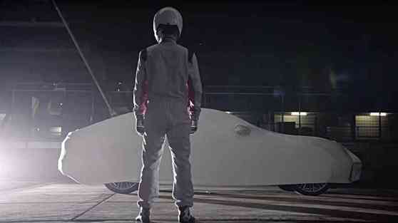 Porsche gives a glimpse of the next-generation Panamera Porsche gives a glimpse of the next-generation Panamera image