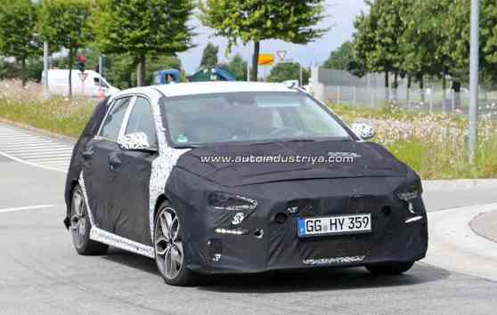 Spied: The new Hyundai i30 N development mule in testing Spied: The new Hyundai i30 N development mule in testing image