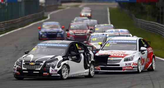 FIA WTCC: Nykjaer and Nash shares victories FIA WTCC: Nykjaer and Nash shares victories image