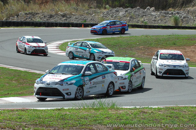 Choachuy leads Race 1