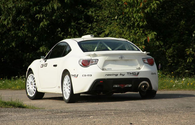 The rear of the Toyota GT86 CS-R3