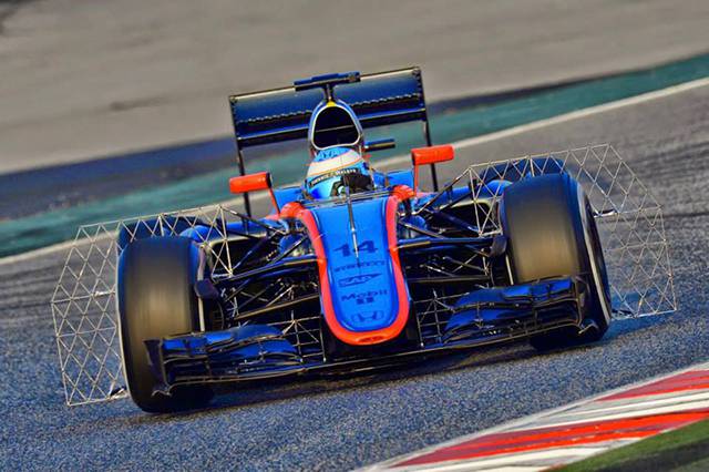 Alonso in his #14 Honda-McLaren car