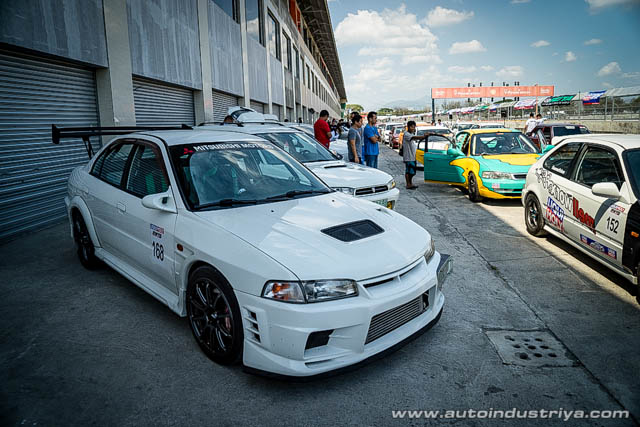 Cars at the paddocks