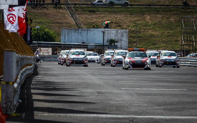 The grid on the Subic runway