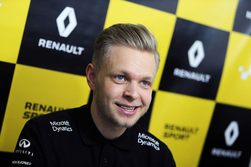 Kevin Magnussen now with Renault