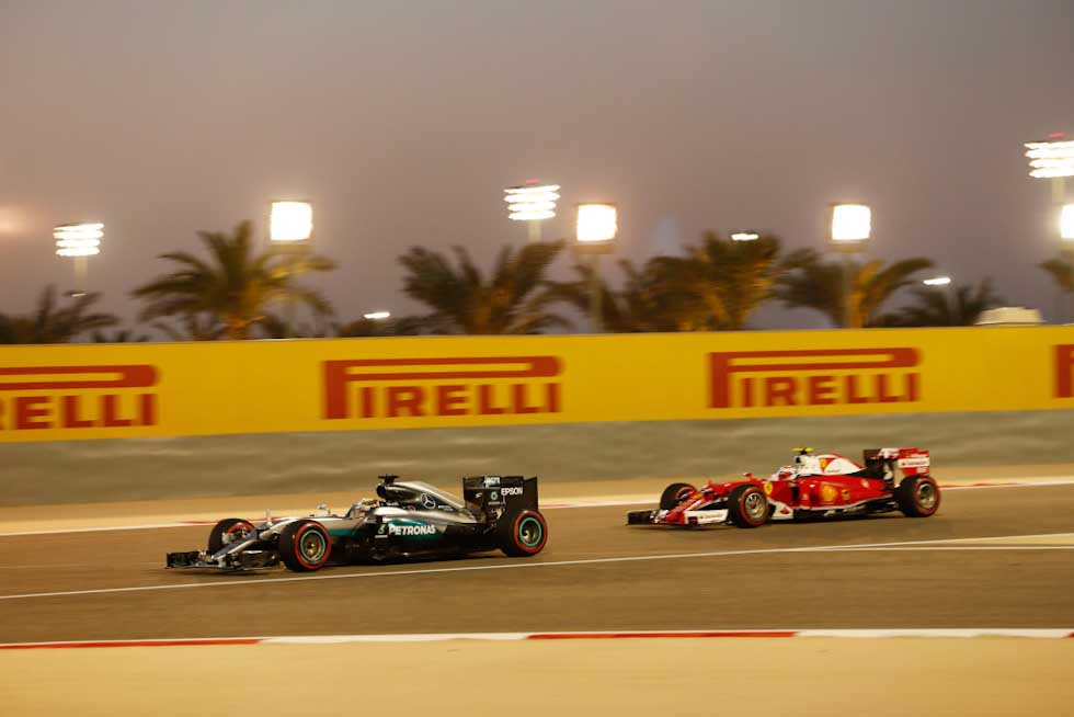 Hamilton bounces back from colission