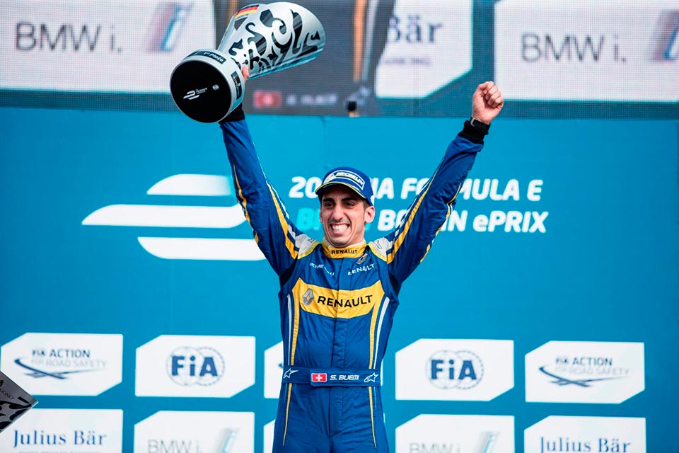 Sebastien Buemi victorious at 2016 ePrix Berlin
