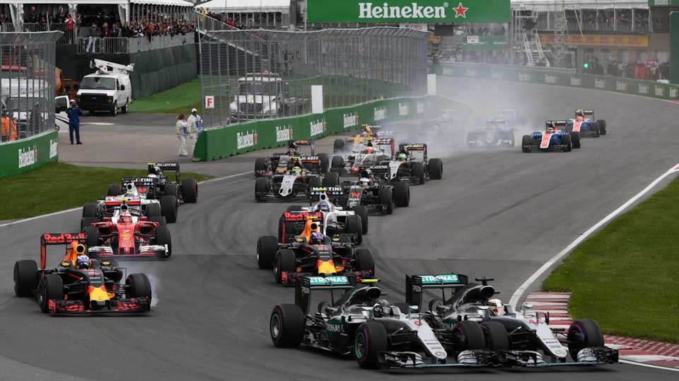Hamilton-Rosberg side by side