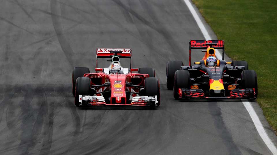 Vettel vs. Ricciardo 